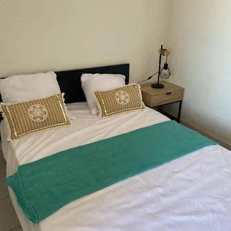 Maison St Pierre La * Saint-Pierre-la-Mer (Aude)