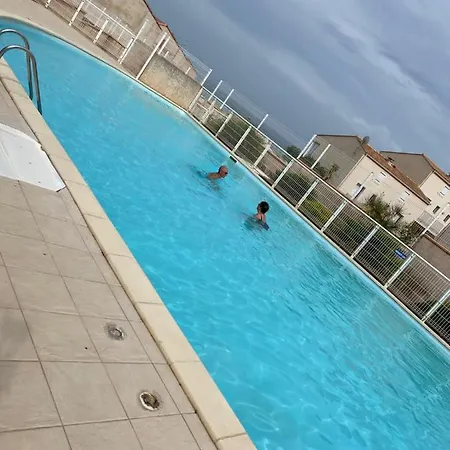 Maison St Pierre La *